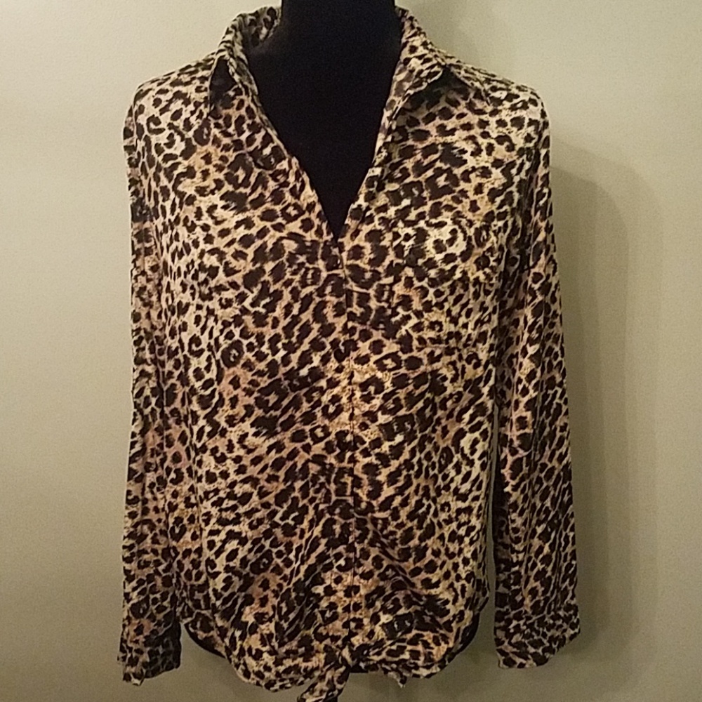 Animal print blouse Large